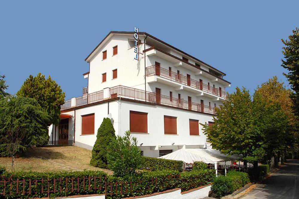 Hotel Del Duca Montedinove Exterior photo